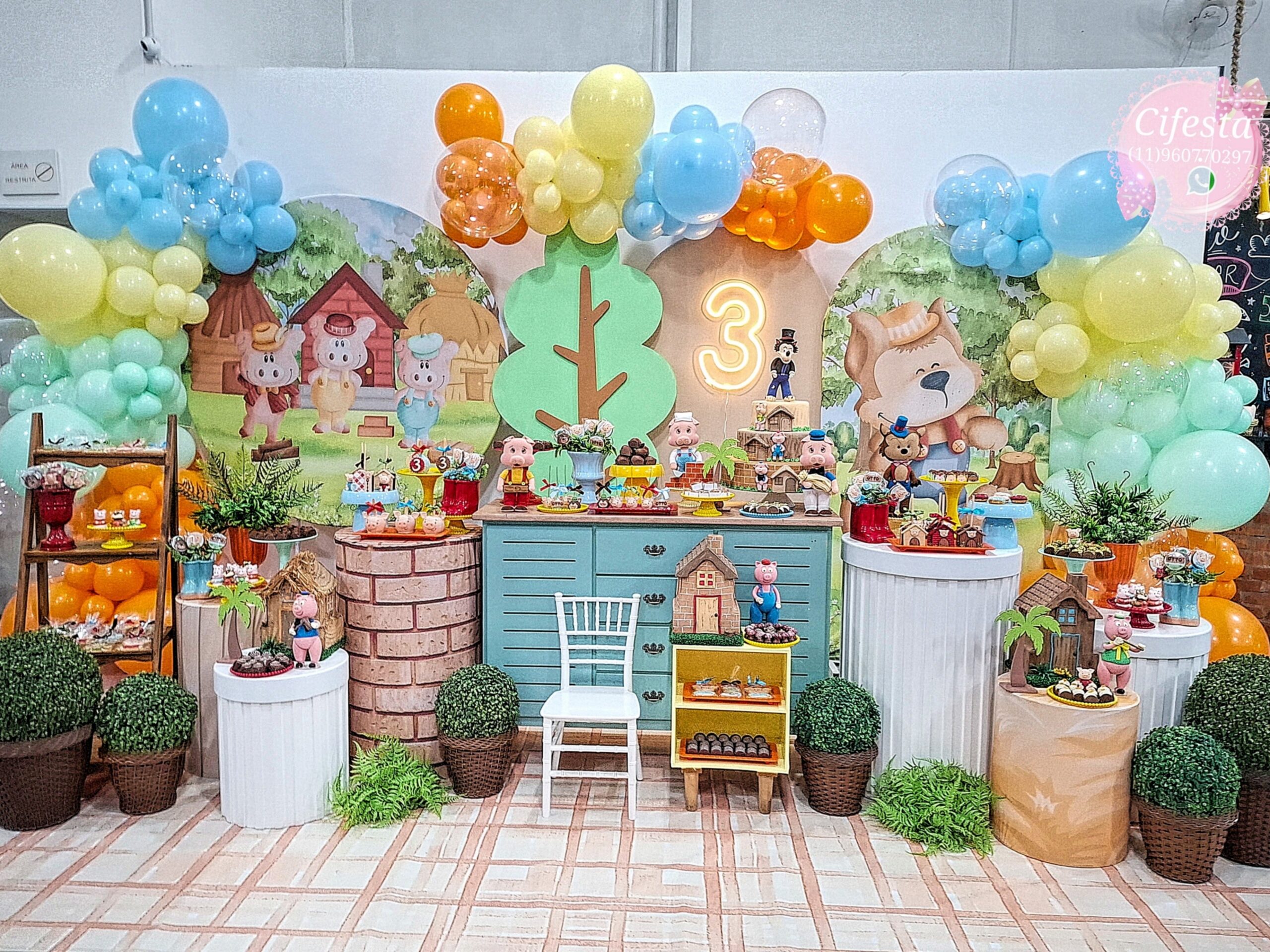 Decoração Os Três Porquinhos